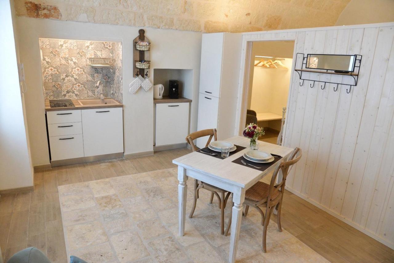 Suite Vitti 5 - Puglia Mia Apartments Монополи Екстериор снимка